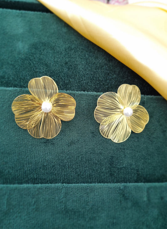 GOLDEN PETAL BLOSSOM