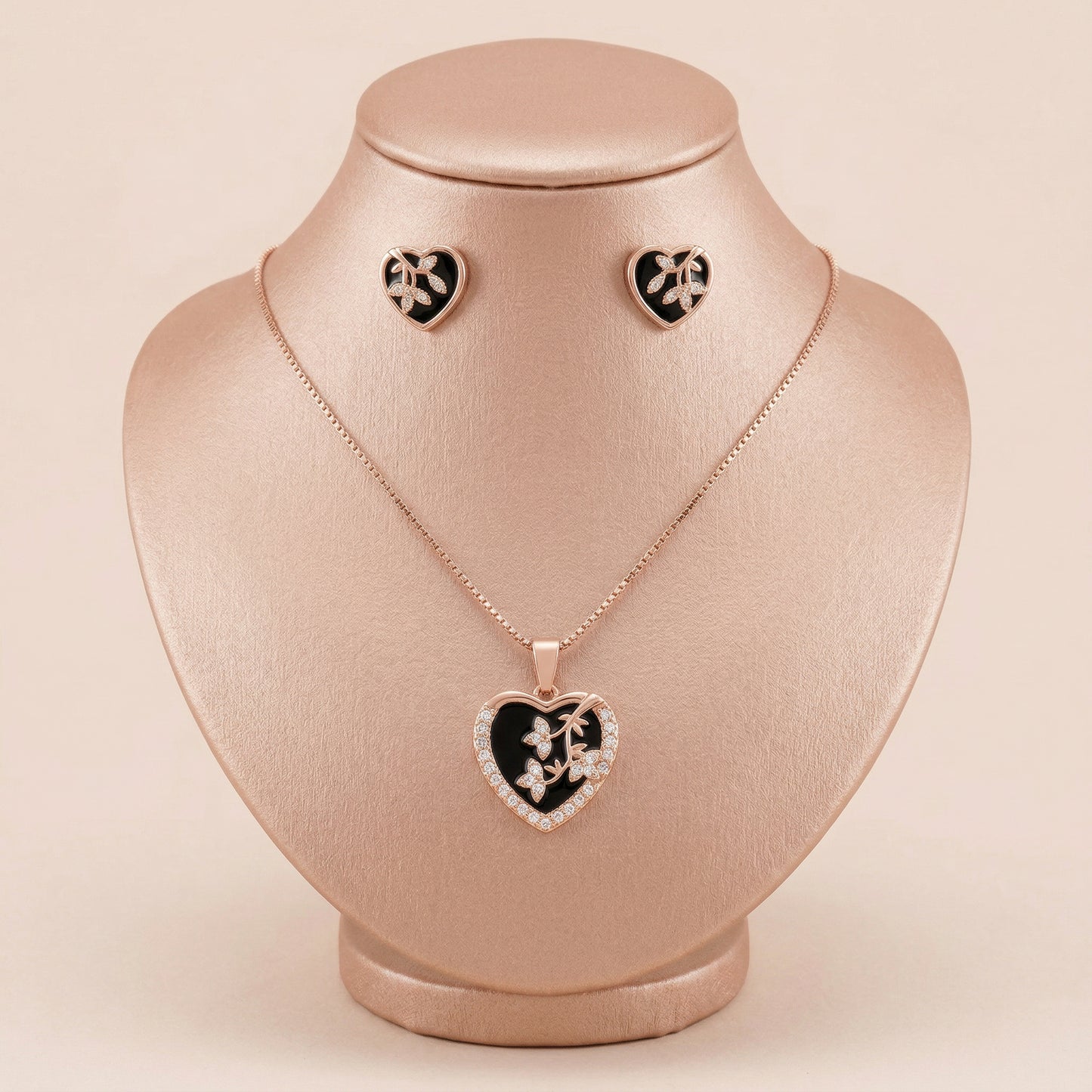 chain pendent with earrings