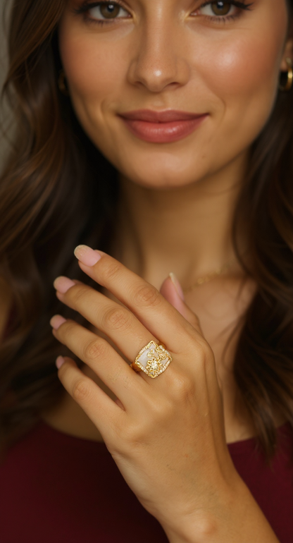 GALLERY SQUARE WHITE