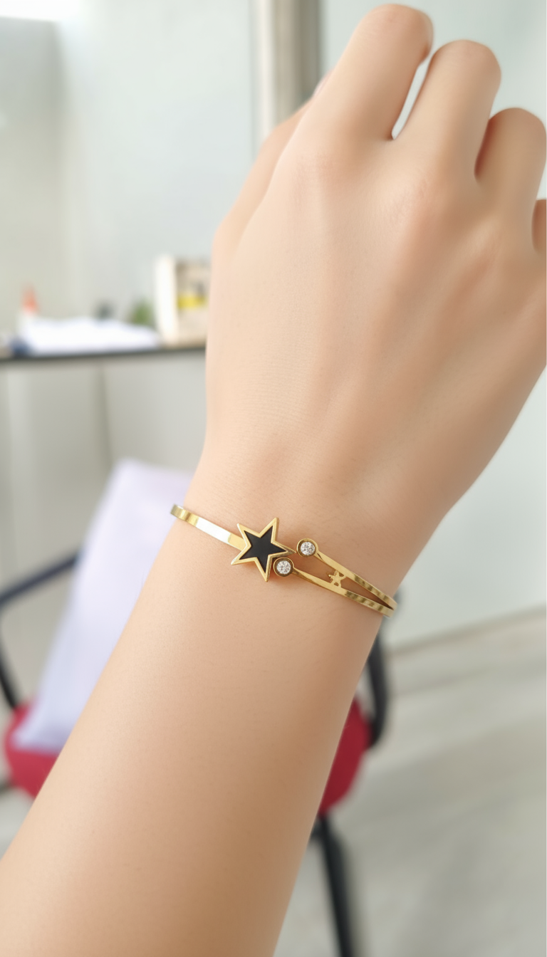 STAR QUEST CUFF