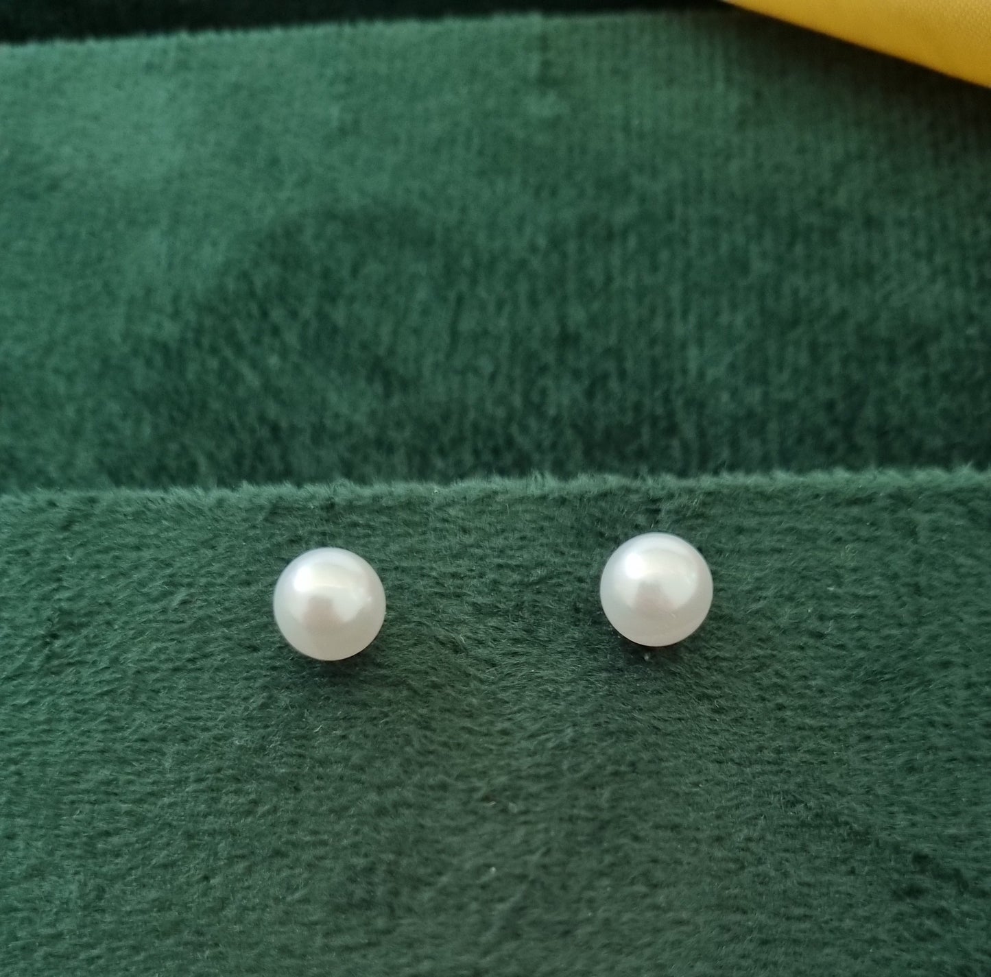 GOLDEN PETAL BLOSSOM