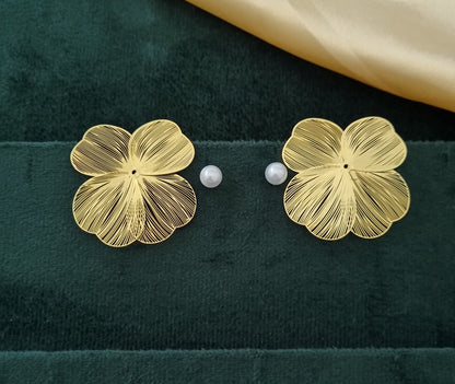 GOLDEN PETAL BLOSSOM