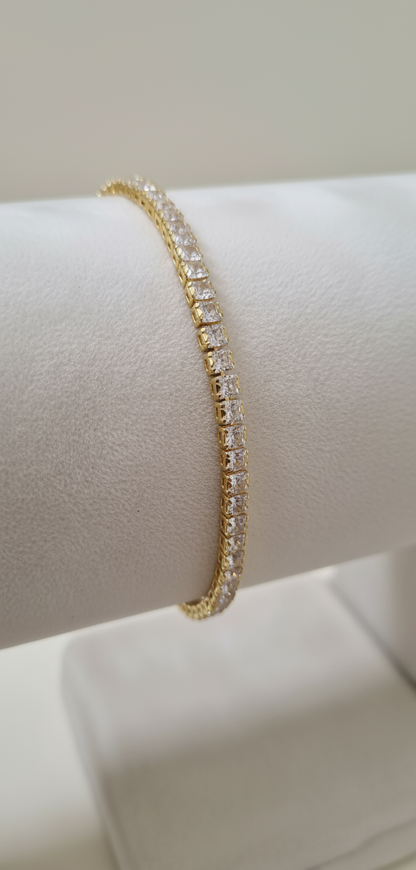 Essential Elegance 1