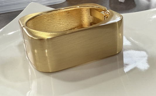 MODERNIST BLOCK MATTE GOLD