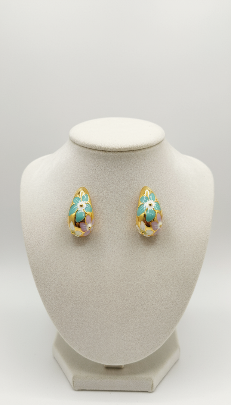 PEBBLO EARRINGS LIGHT BLUE 3