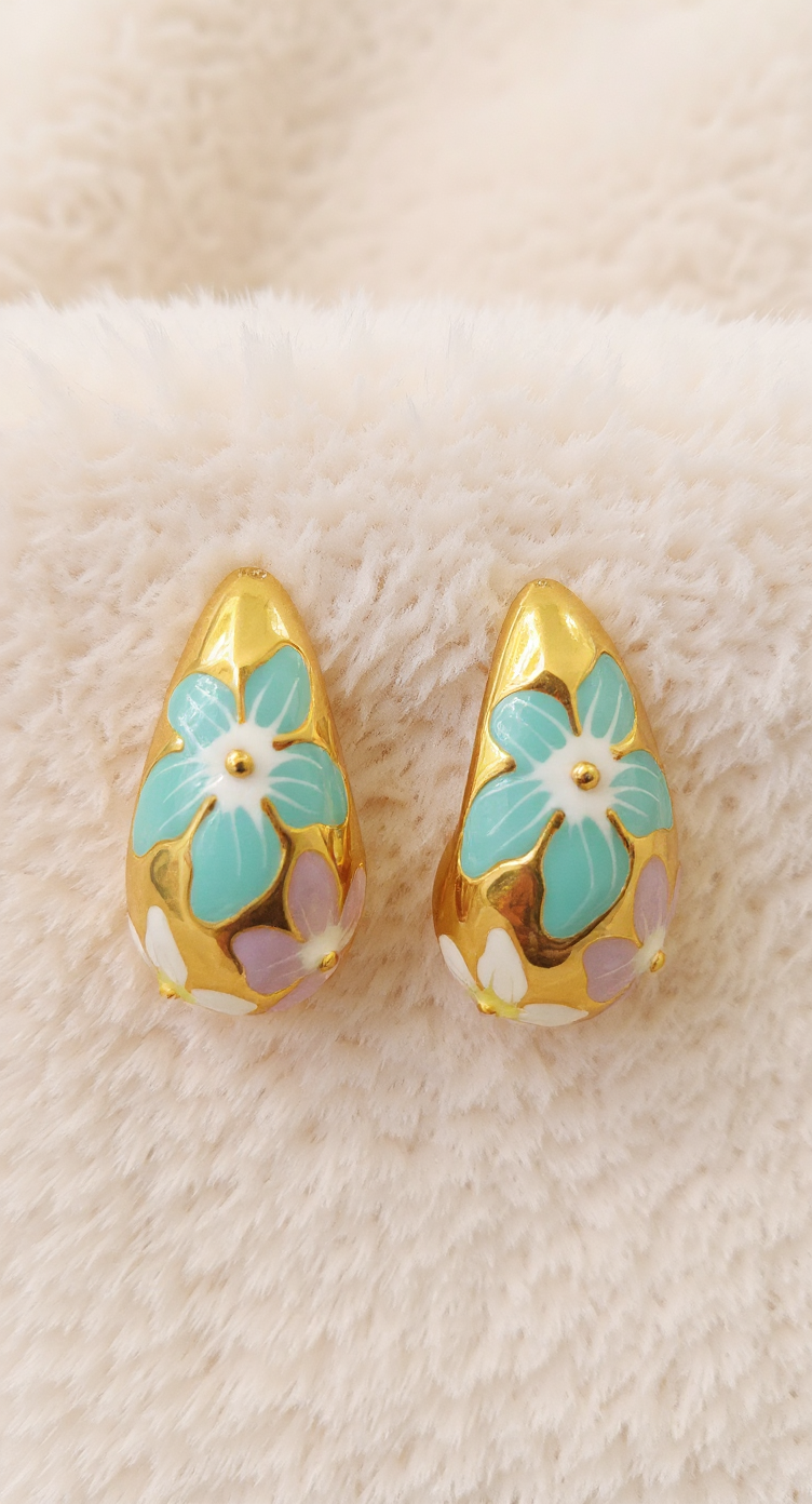 PEBBLO EARRINGS LIGHT BLUE 6