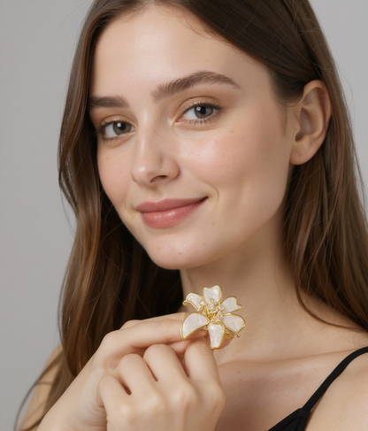 Petal Outline Flower 5