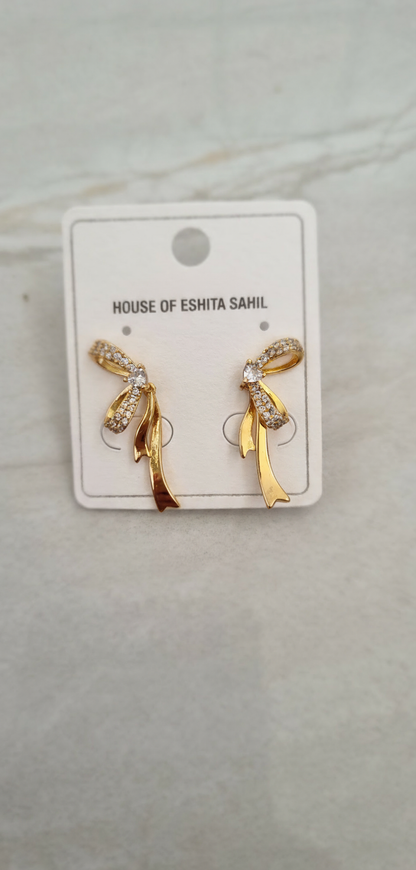 Ribbon cut crystal 3