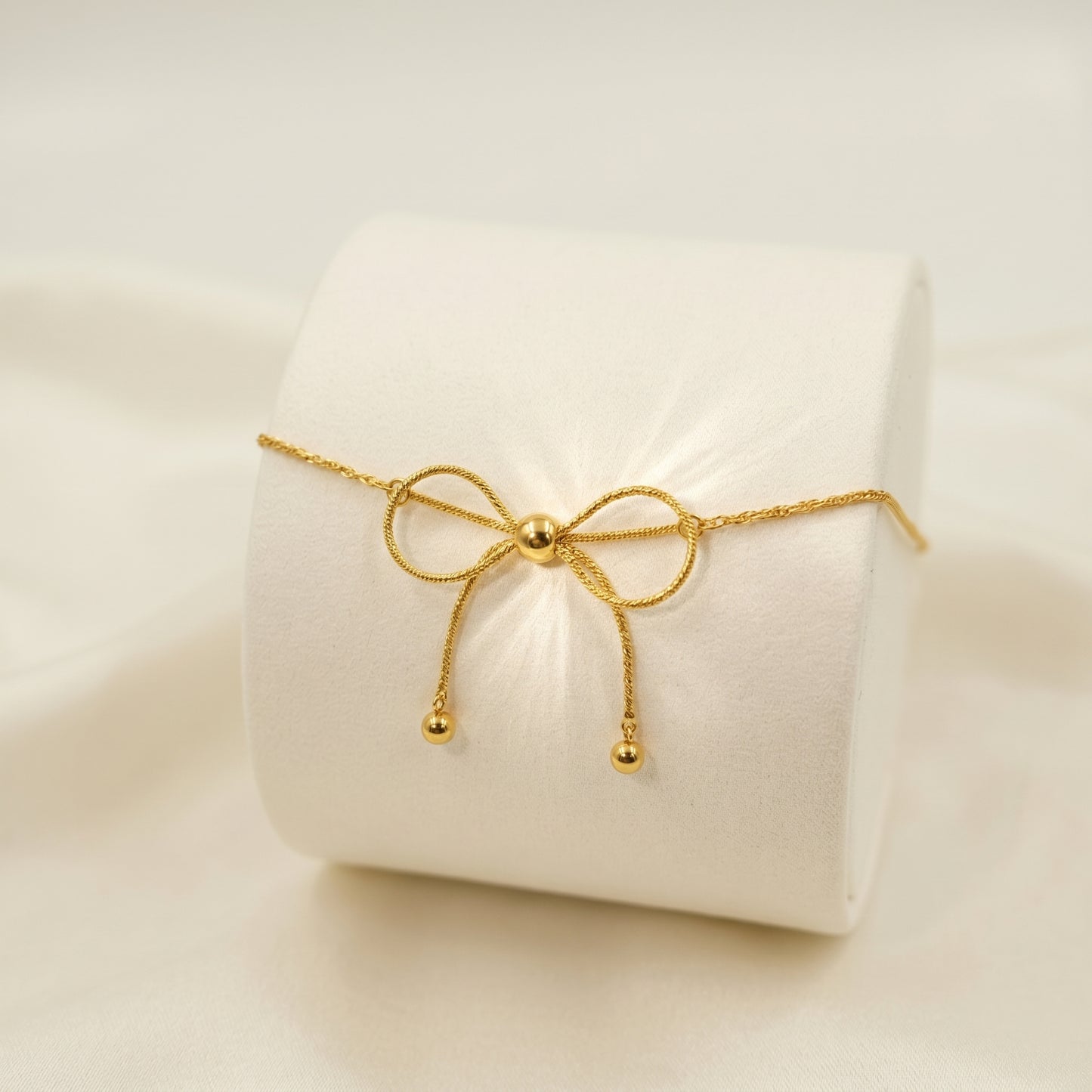 bow charm bracelet from house of eshita sahil