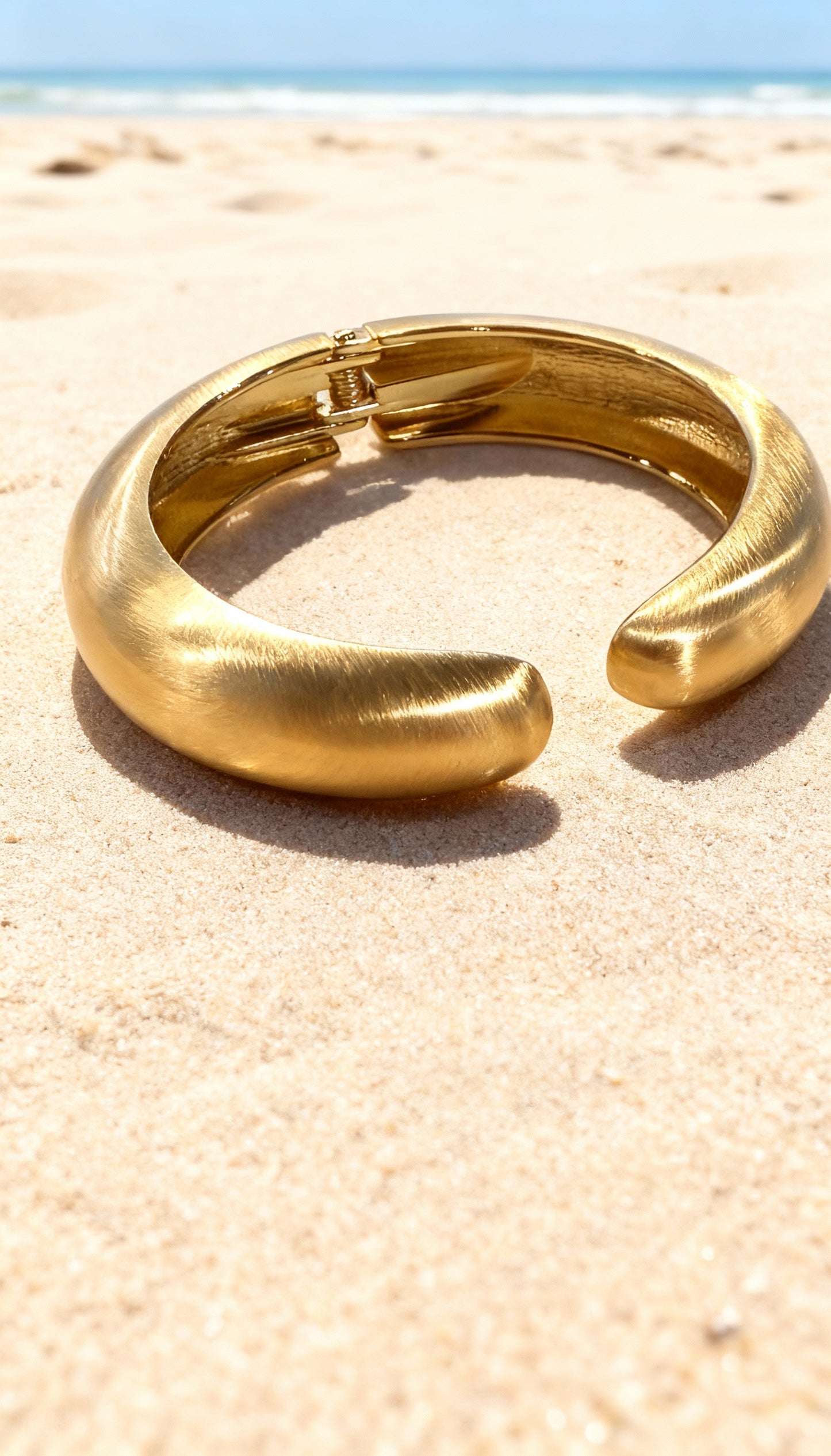 SATIN WAVE MATTE GOLD